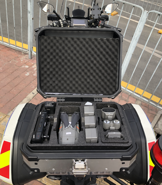 无人机组建“空中铁骑” 助力深圳交警交通管理(图3) 无人机组建“空中铁骑” 助力深圳交警交通管理(图3)